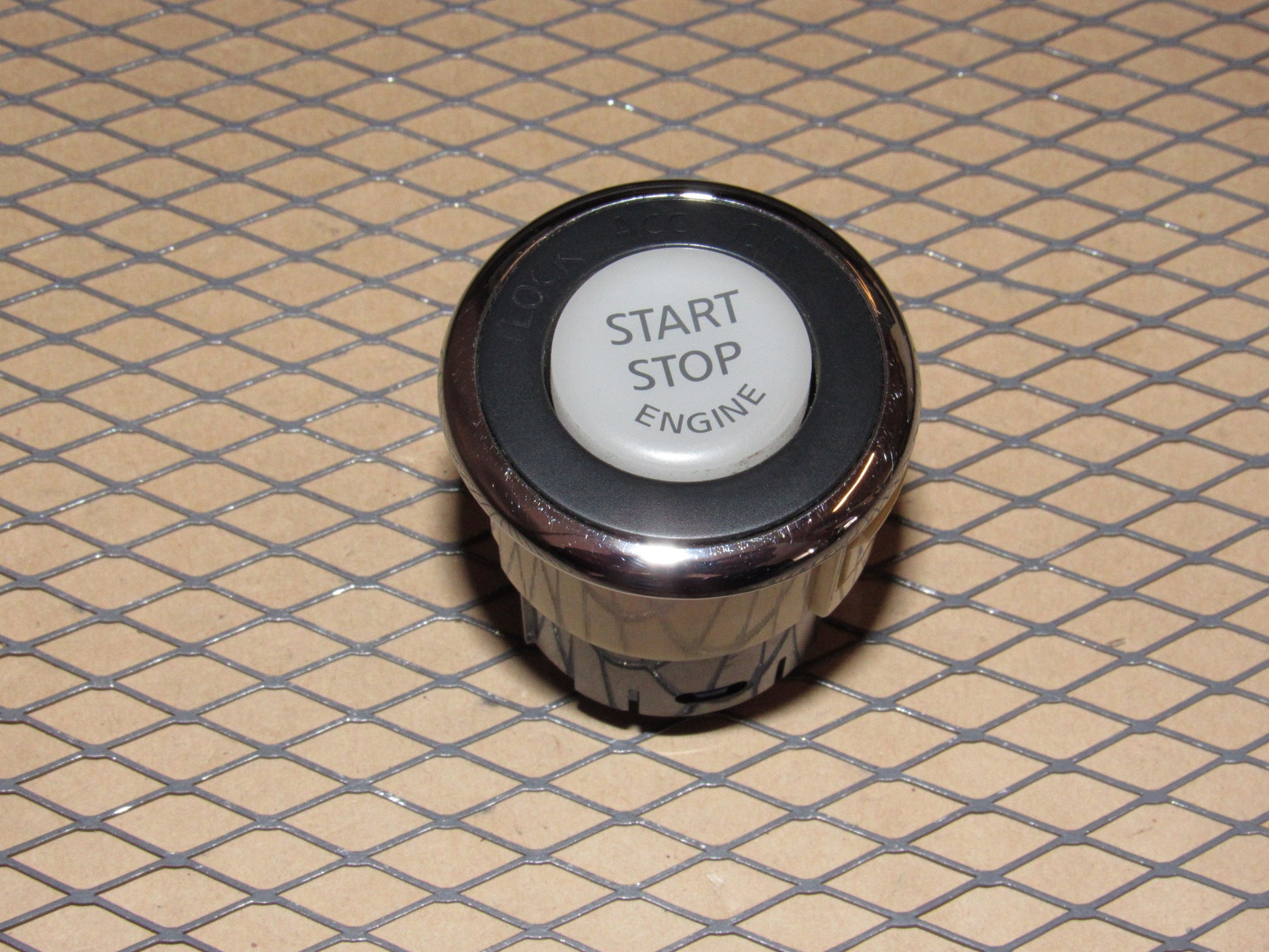 08 09 10 11 12 13 Infiniti G37 OEM Ignition Engine Push Start Switch