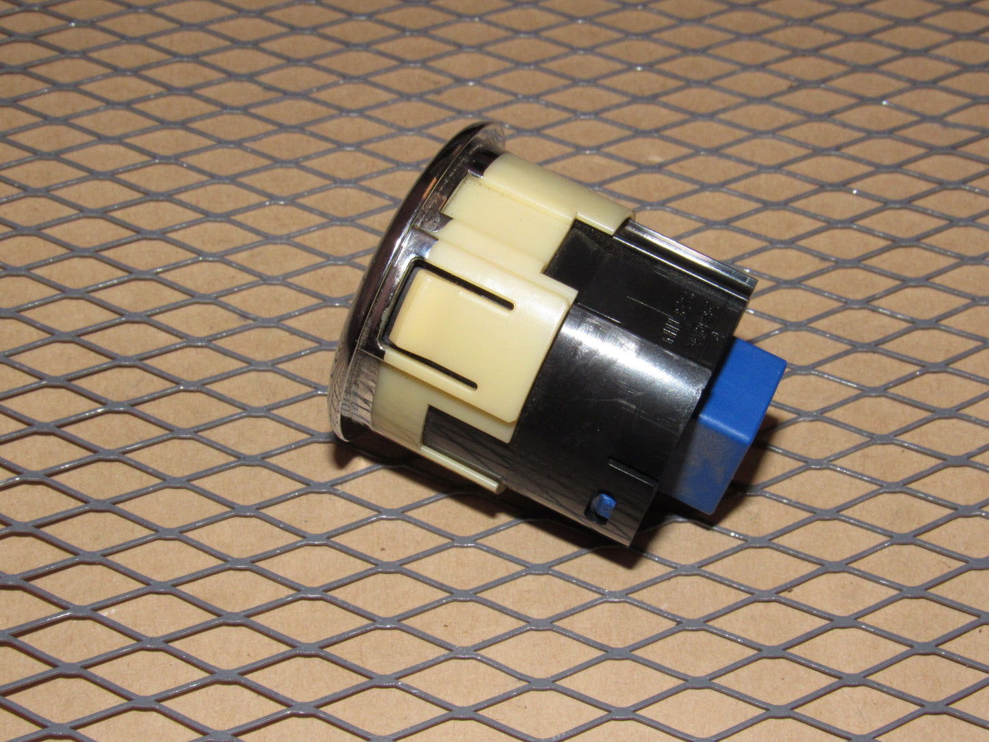 08 09 10 11 12 13 Infiniti G37 OEM Ignition Engine Push Start Switch