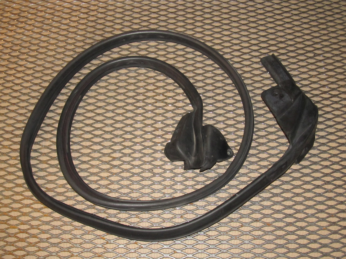 85 86 Toyota MR2 OEM Door Weather Stripping Rubber Seal - Left