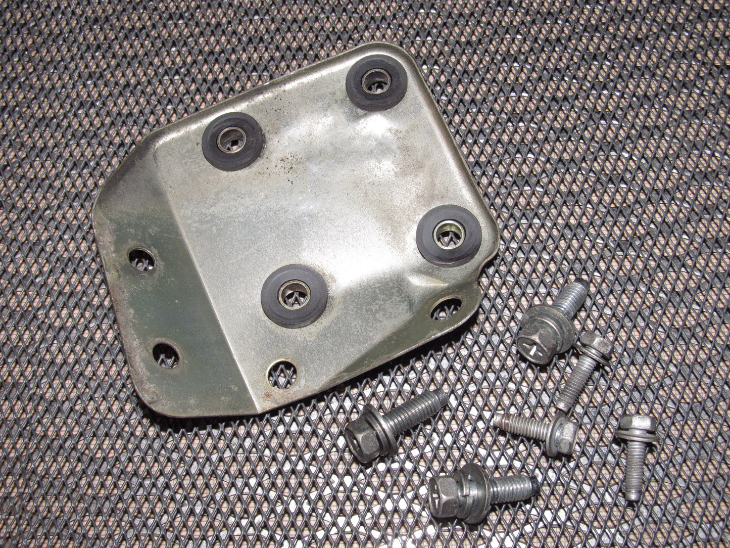 87 88 89 Nissan 300zx OEM Air Flow Mass Sensor Meter Bracket