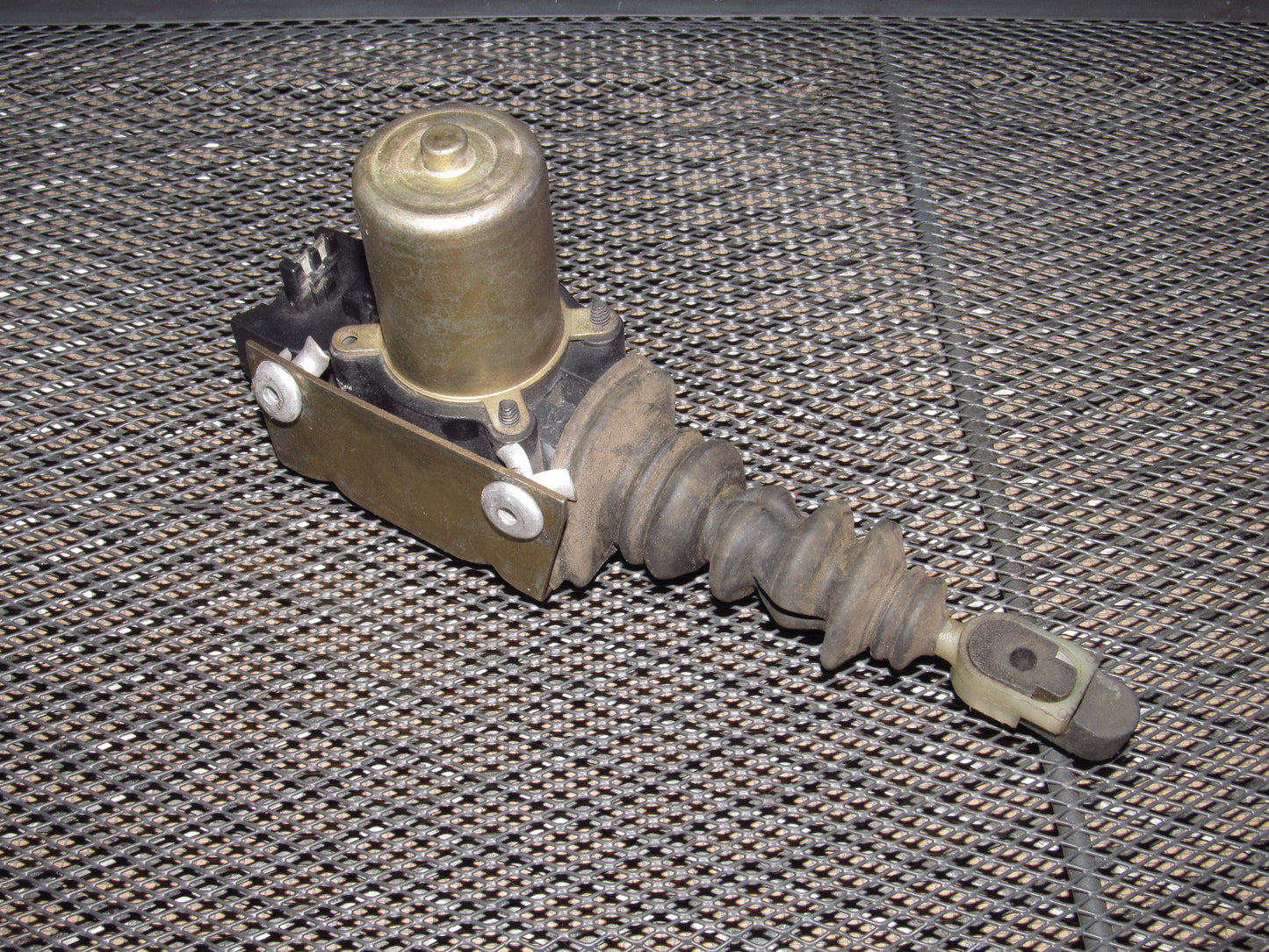 84-96 Chevrolet Corvette OEM Door Latch Actuator - Right