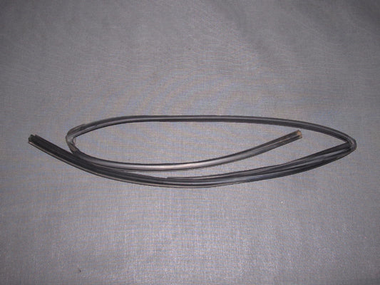 96 97 98 99 00 Honda Civic OEM Window Guide Weather Stripping - RL