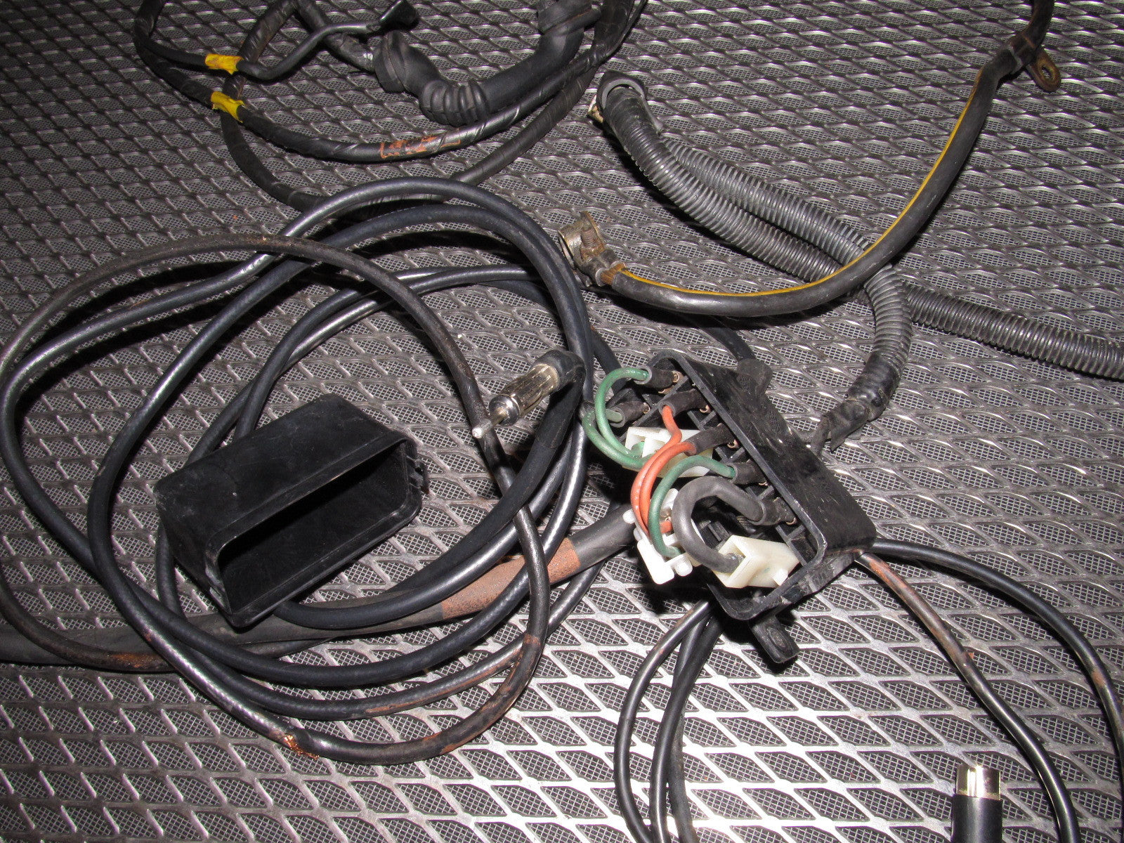 81 82 83 Datsun 280zx OEM L28E A/T Engine Wiring Harness Set