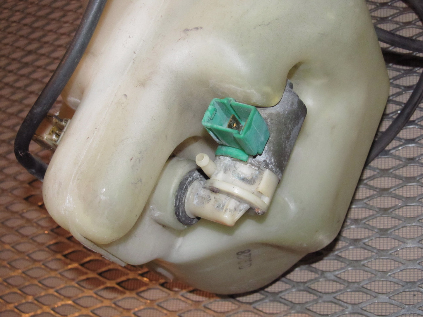 87 88 89 Nissan 300zx OEM Wiper Washer Reservoir Tank