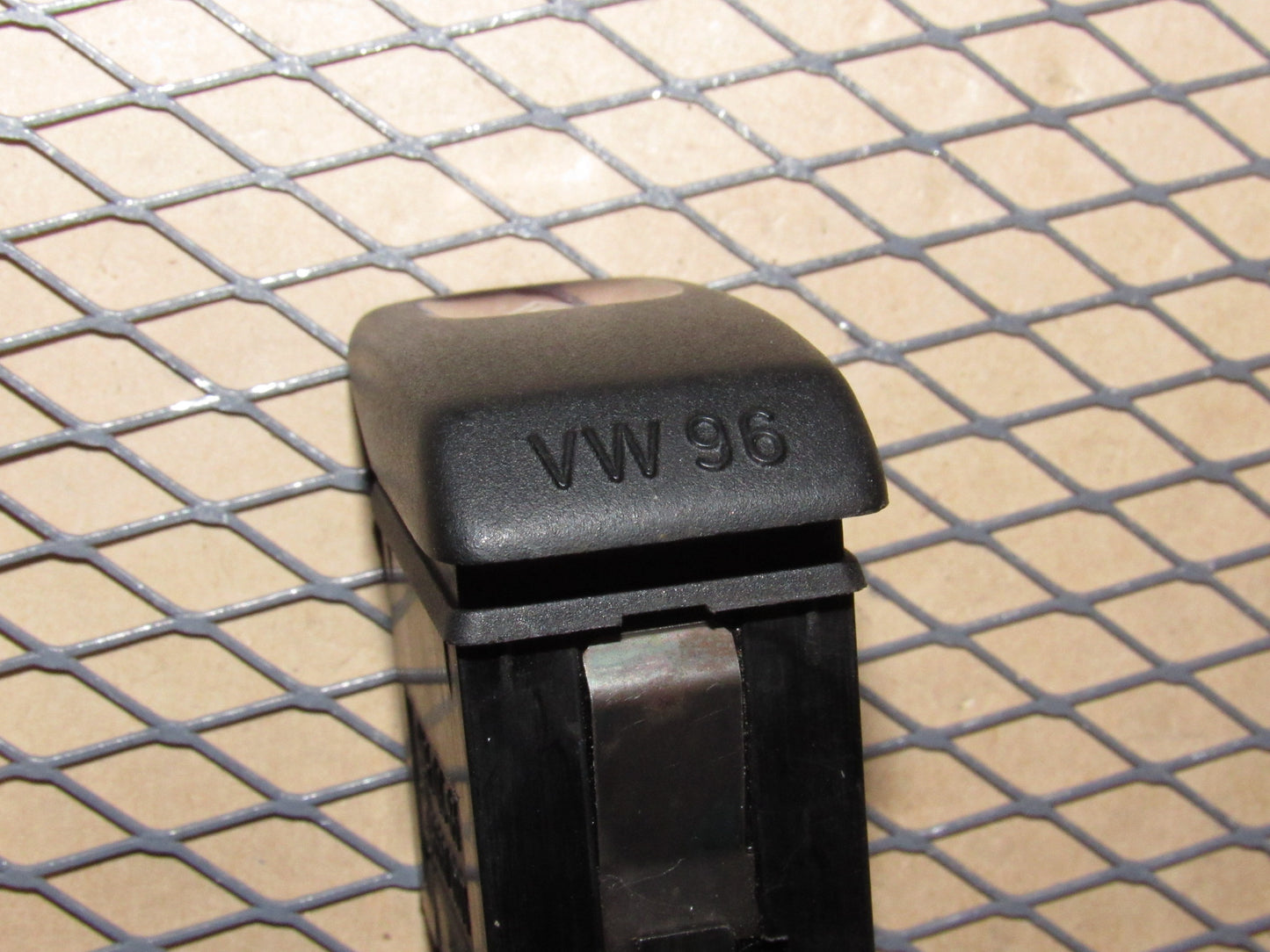 85 86 87 88 89 90 91 92 Volkswagen Jetta OEM Flasher Hazard Light Switch