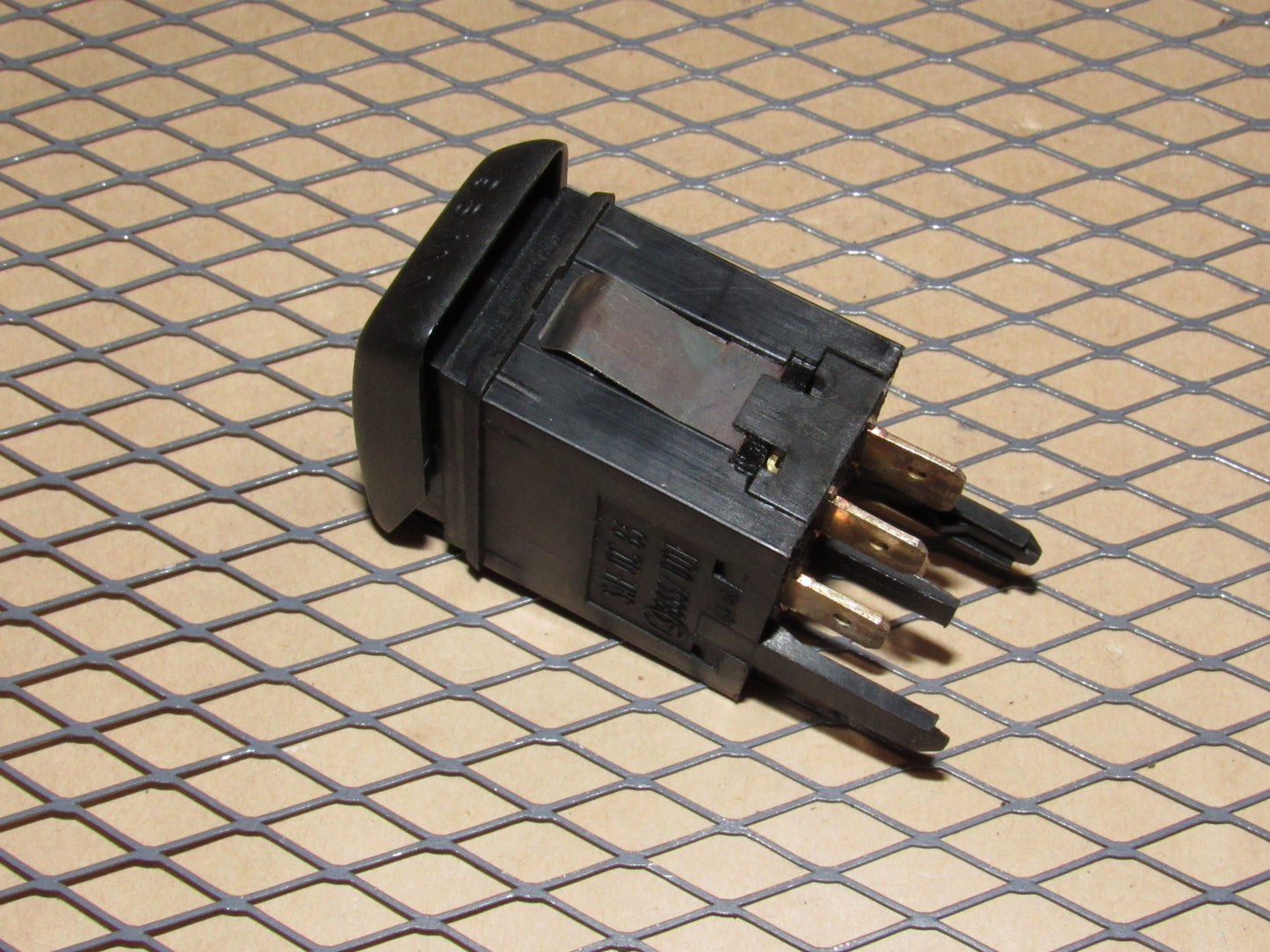 85 86 87 88 89 90 91 92 Volkswagen Jetta OEM Flasher Hazard Light Switch