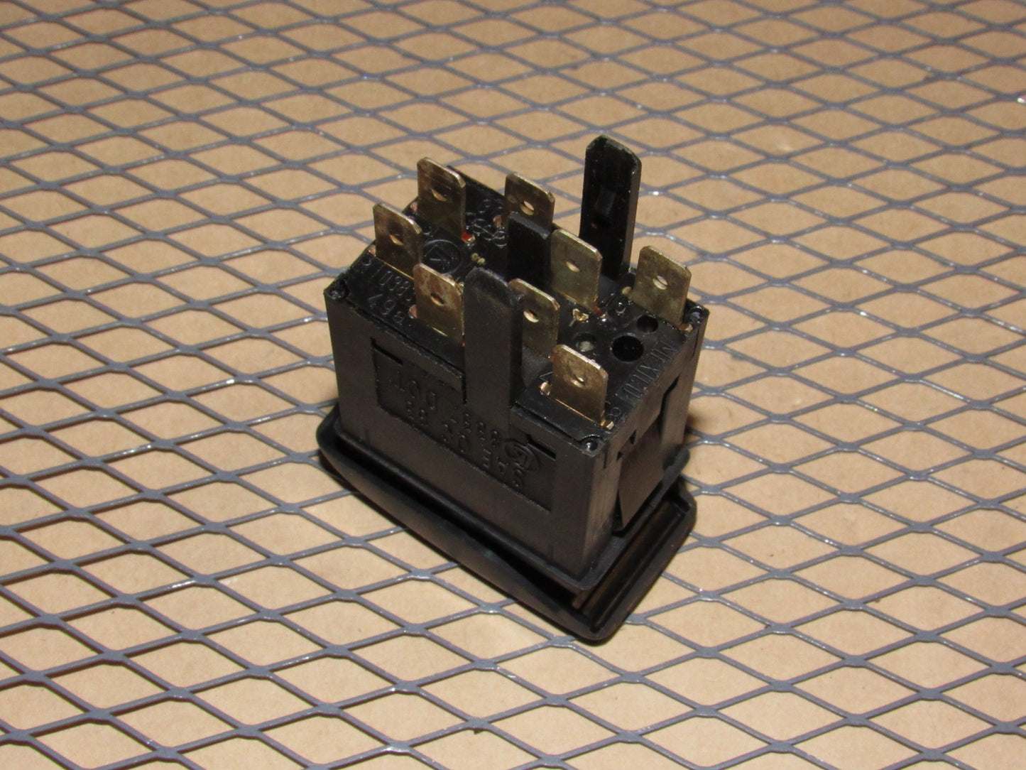 85 86 87 88 89 90 91 92 Volkswagen Jetta OEM Flasher Hazard Light Switch