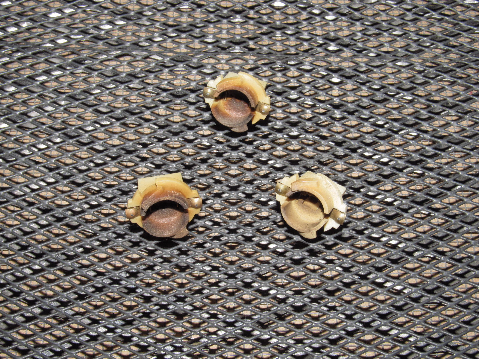 84-89 Chevrolet Corvette OEM Speedometer Cluster 882 Bulb Socket