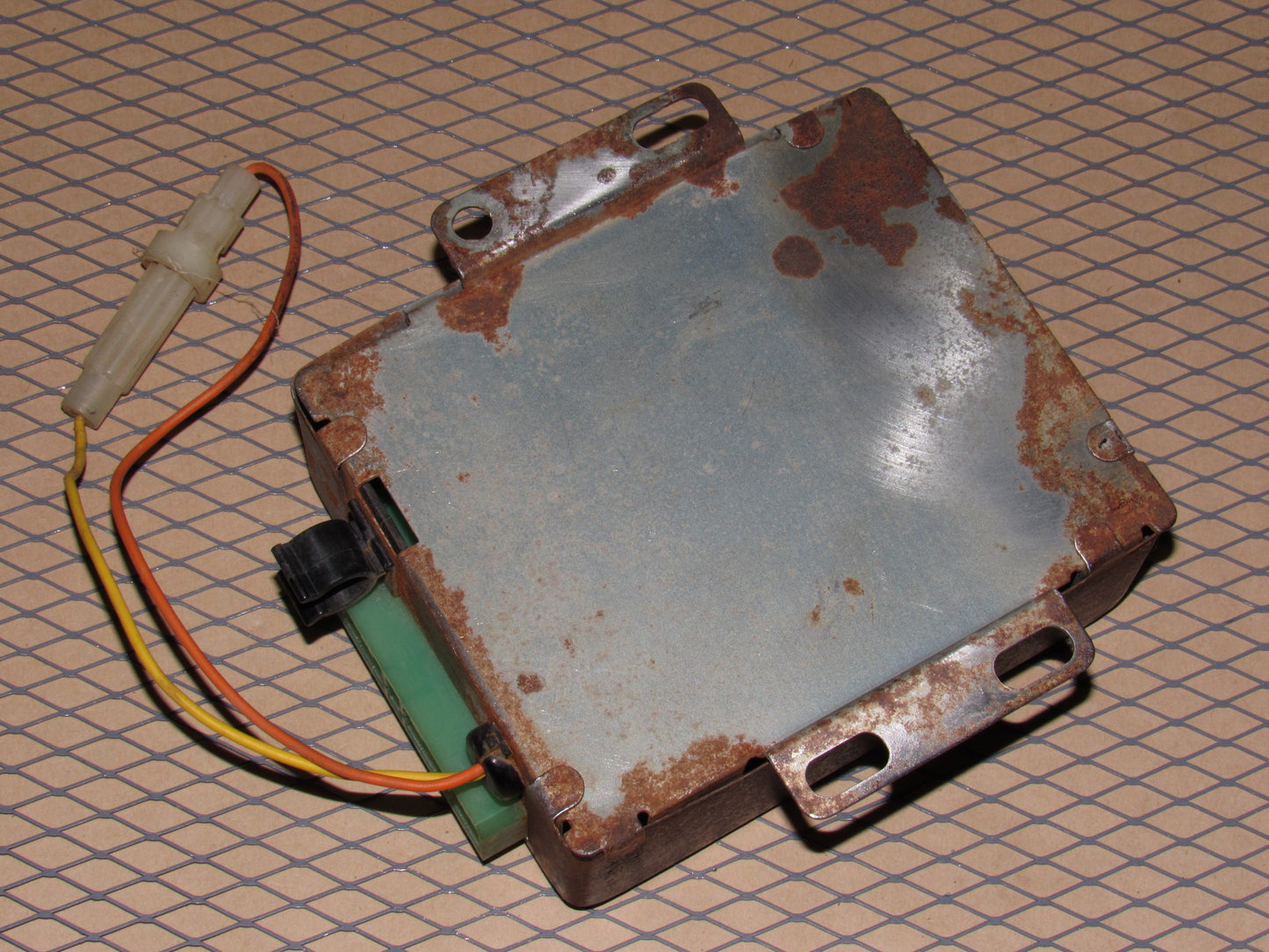 81 82 83 Mazda RX7 OEM A/T TCU Automatic Transmission Computer N203