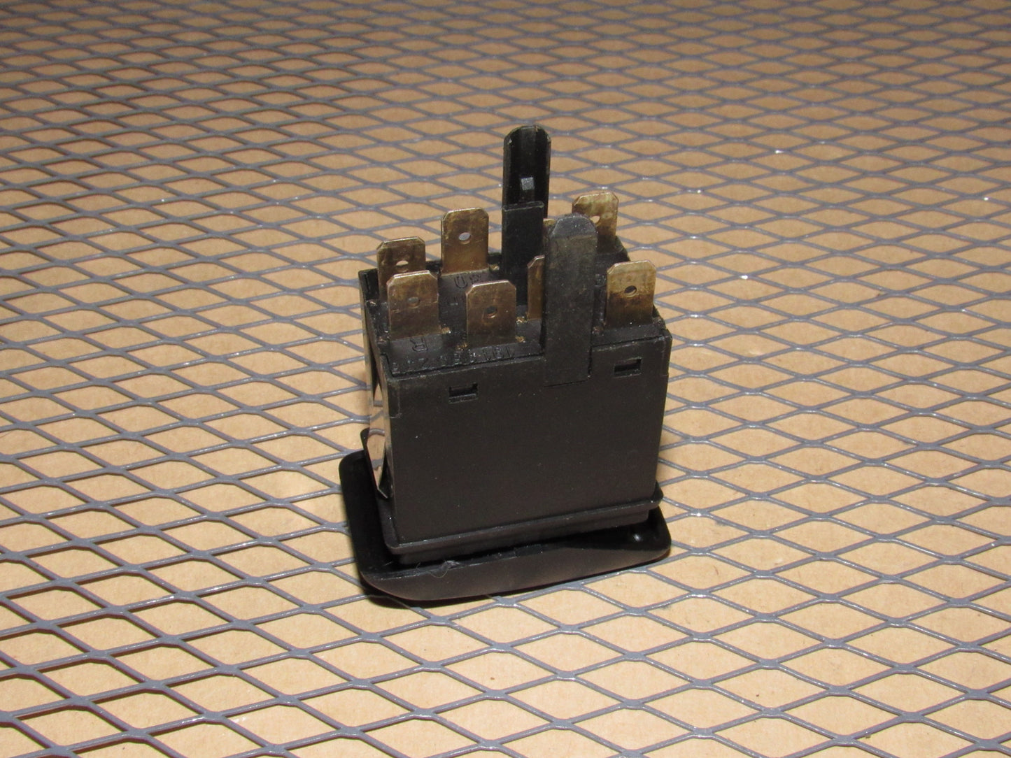 85 86 87 88 89 90 91 92 Volkswagen Jetta OEM Flasher Hazard Light Switch