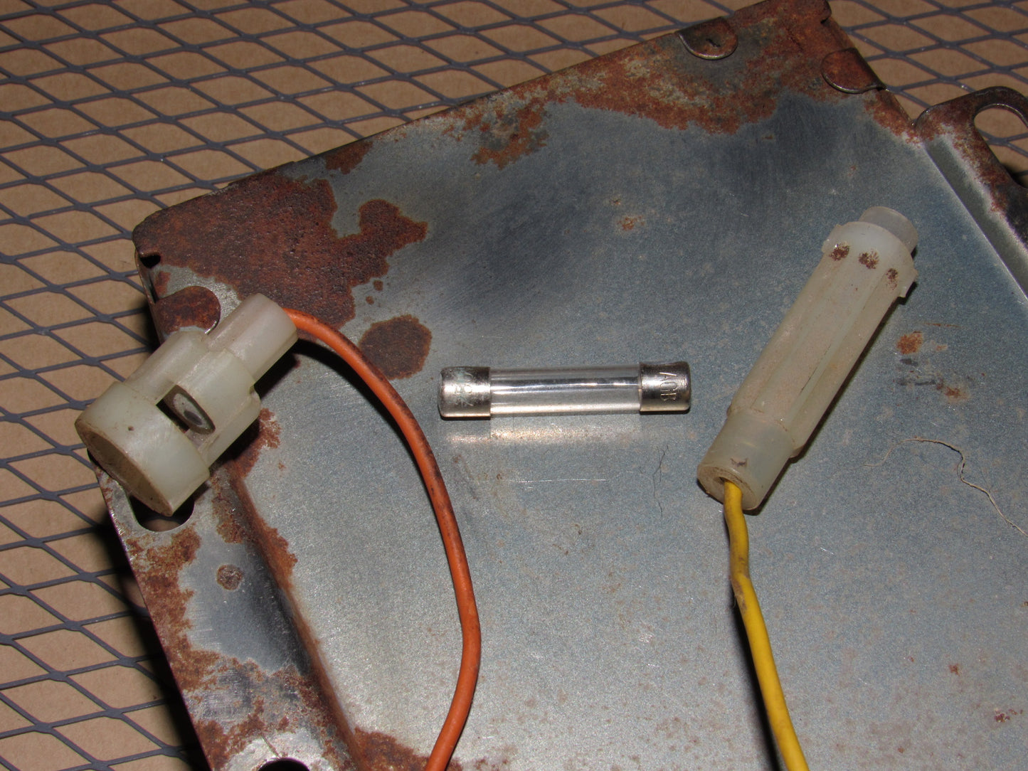 81 82 83 Mazda RX7 OEM A/T TCU Automatic Transmission Computer N203