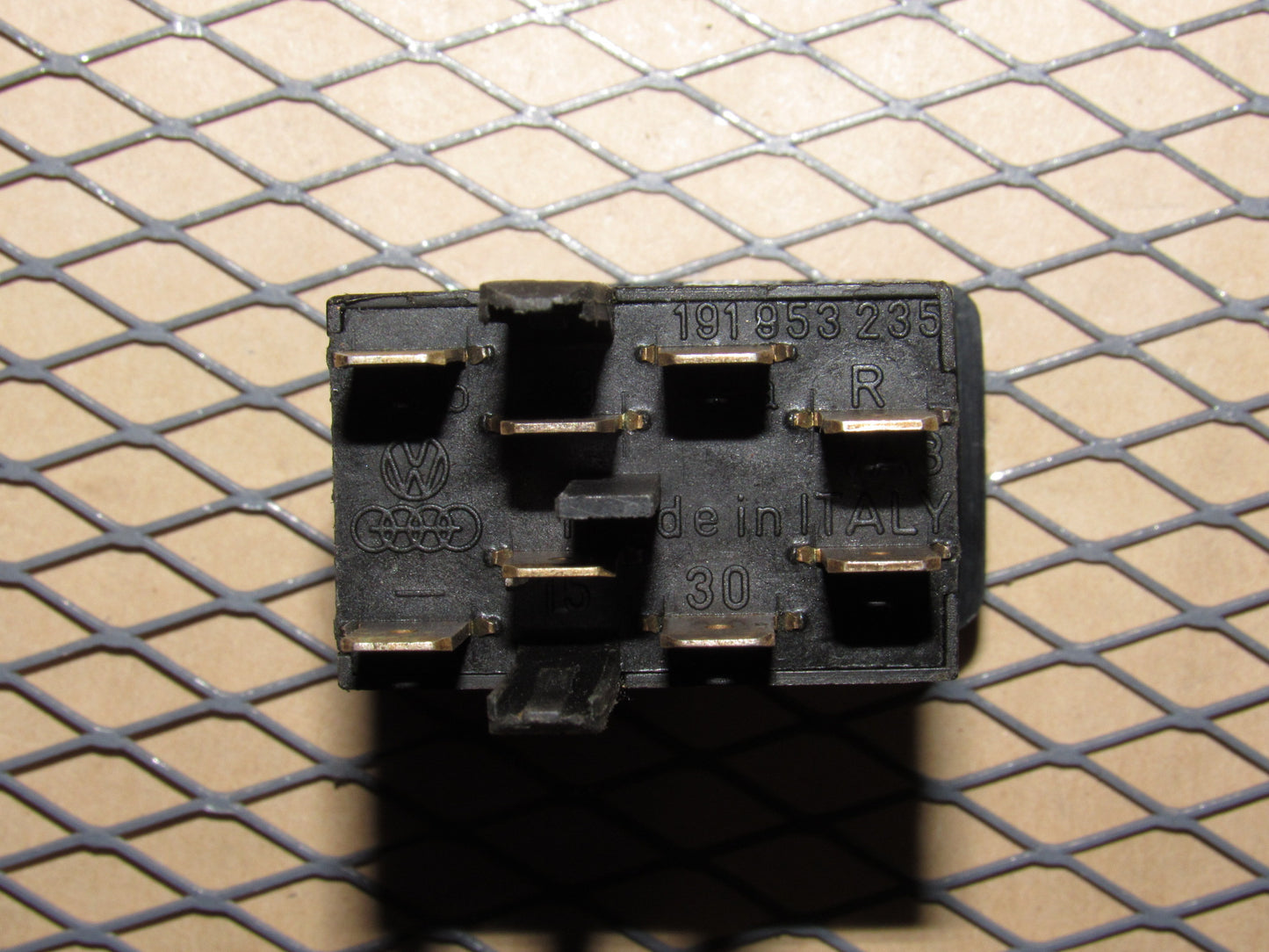 85 86 87 88 89 90 91 92 Volkswagen Jetta OEM Flasher Hazard Light Switch