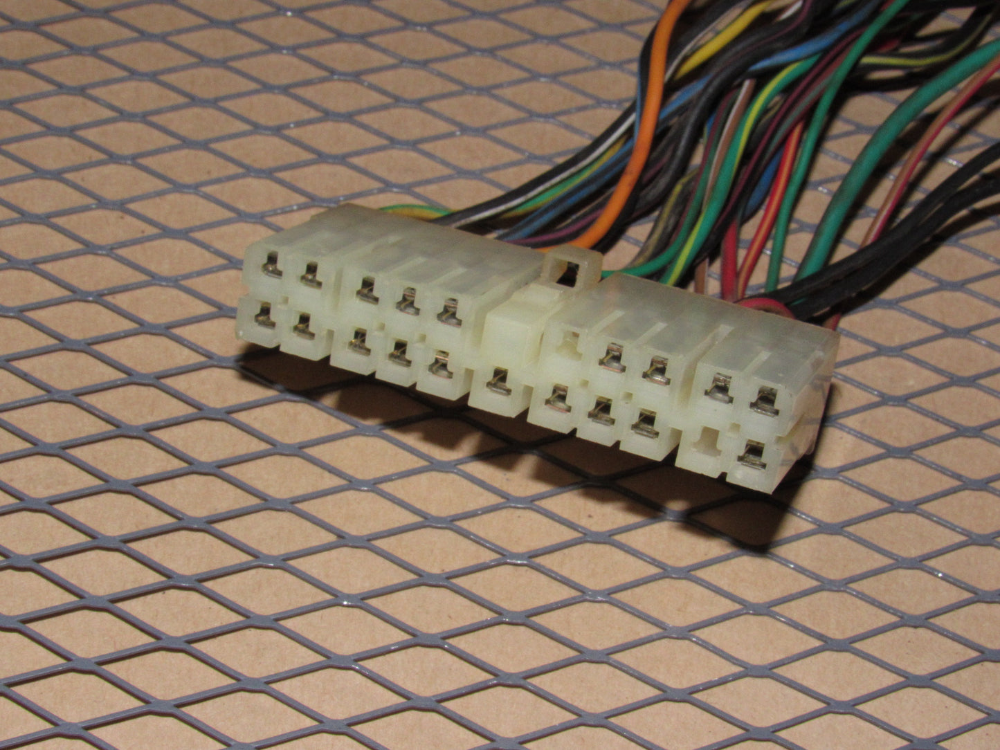 81 82 83 Mazda RX7 OEM A/T TCU Automatic Transmission Computer Pigtail Harness