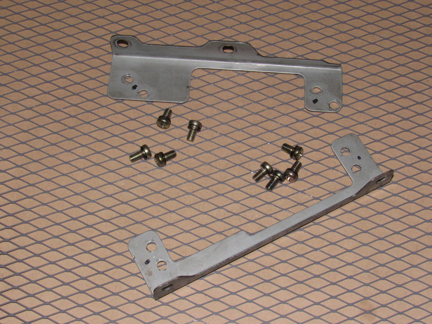 84 85 Mazda RX7 OEM GSL-SE 13B Engine Computer ECU Mounting Bracket