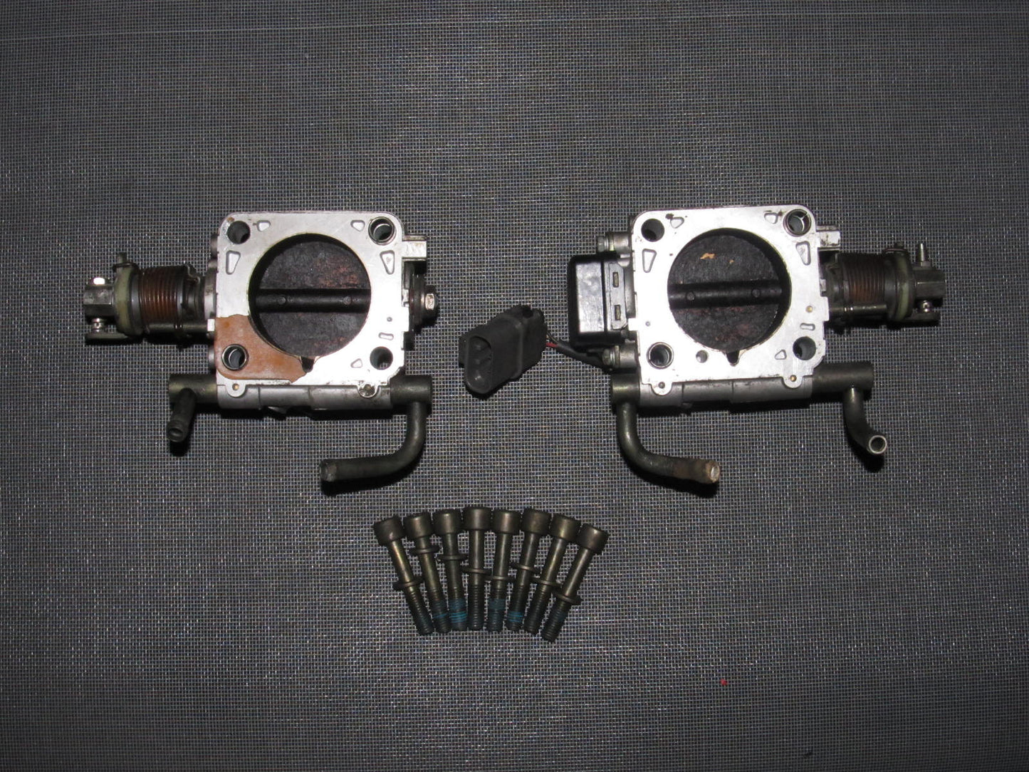 90-96 Nissan 300zx OEM Throttle Body - Left & Right Set - 2 pieces
