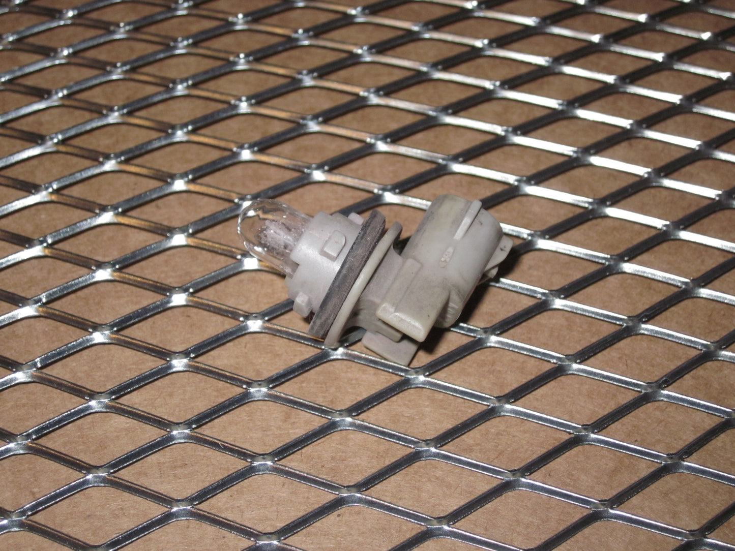 93 94 95 96 Toyota Supra OEM Fender Side Marker Repeater Light Bulb Socket