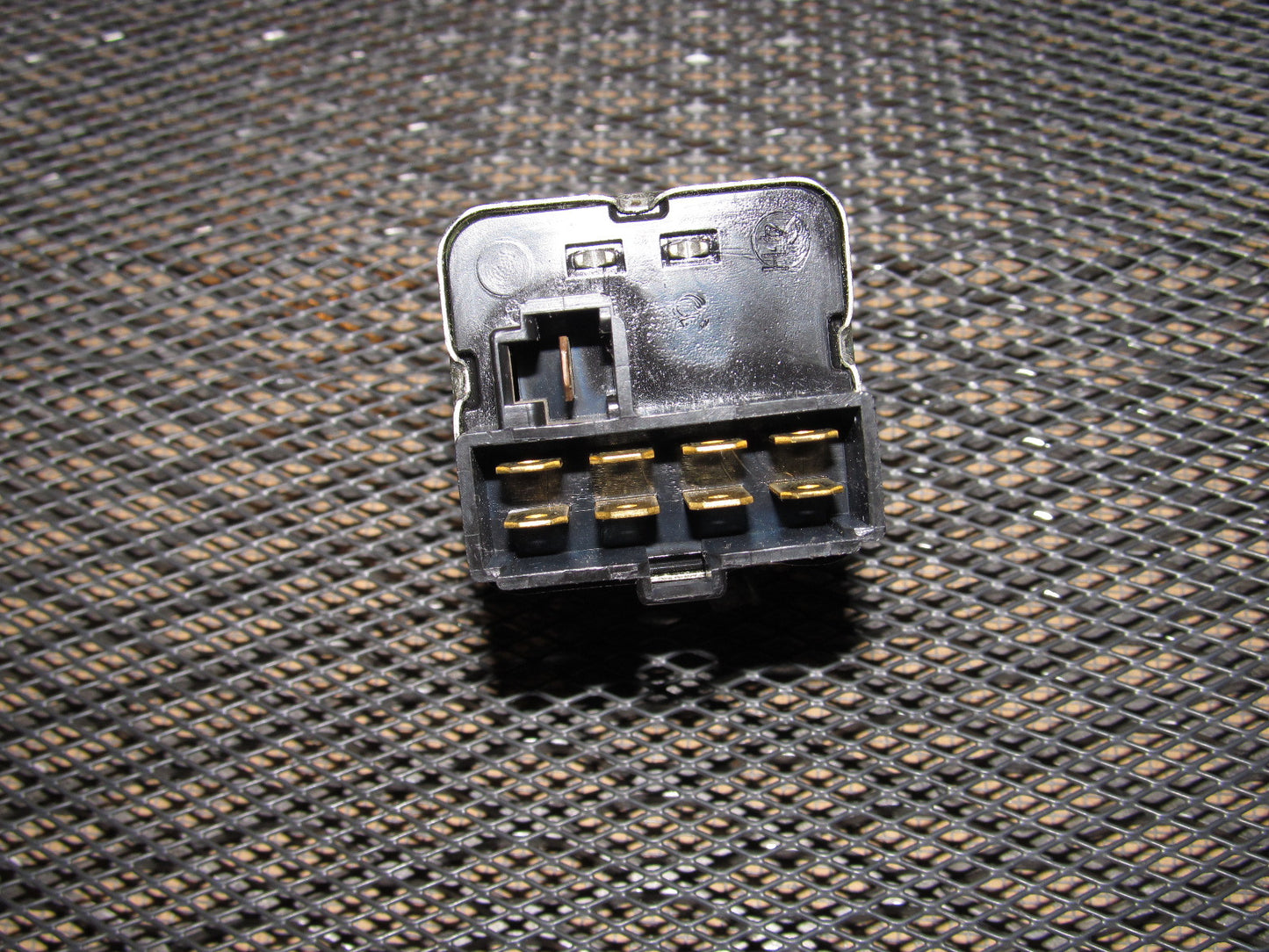 81 82 83 84 85 Mazda RX7 OEM Auto Power Antenna Relay - FA0167740