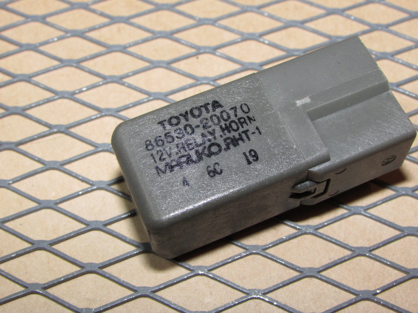Toyota & Lexus Relay 86530-20070