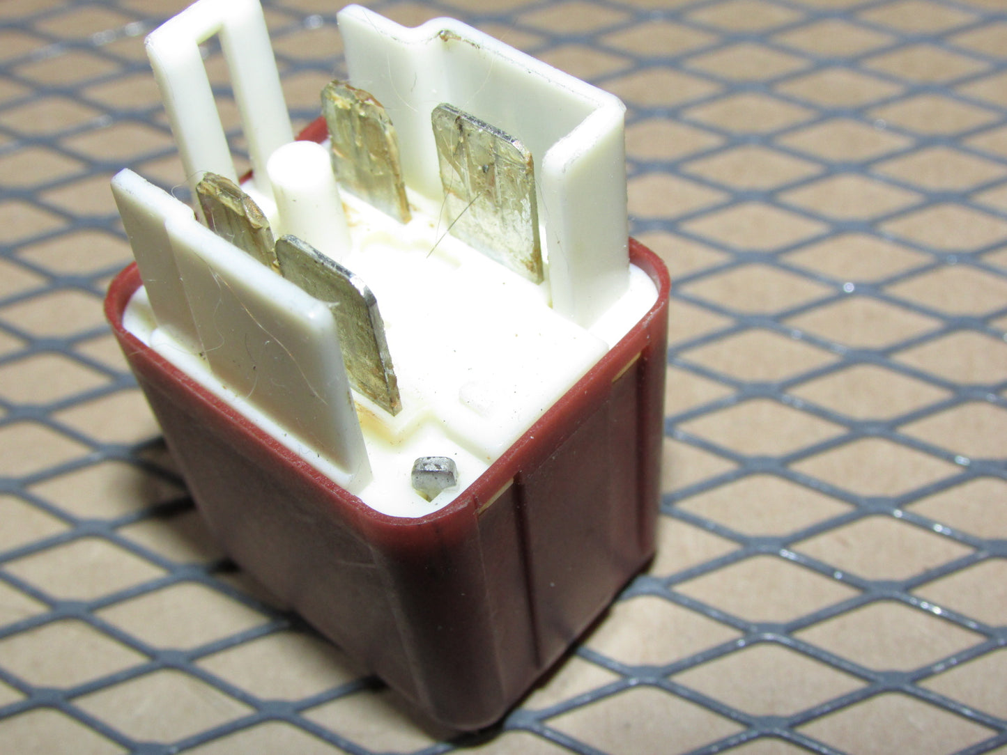 Toyota & Lexus Relay 90987-02006