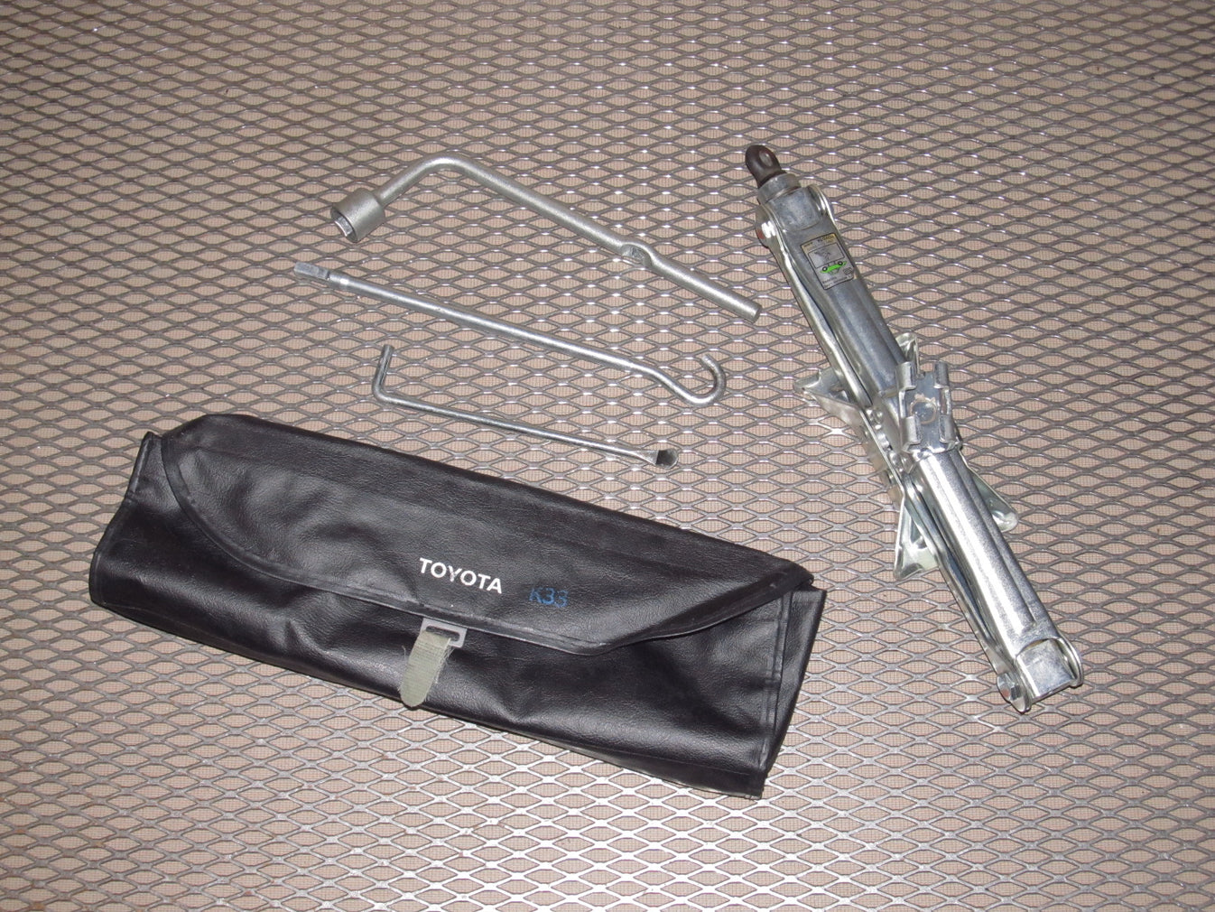 91-95 Toyota MR2 OEM Wheel Jack & Tools Set – Autopartone.com