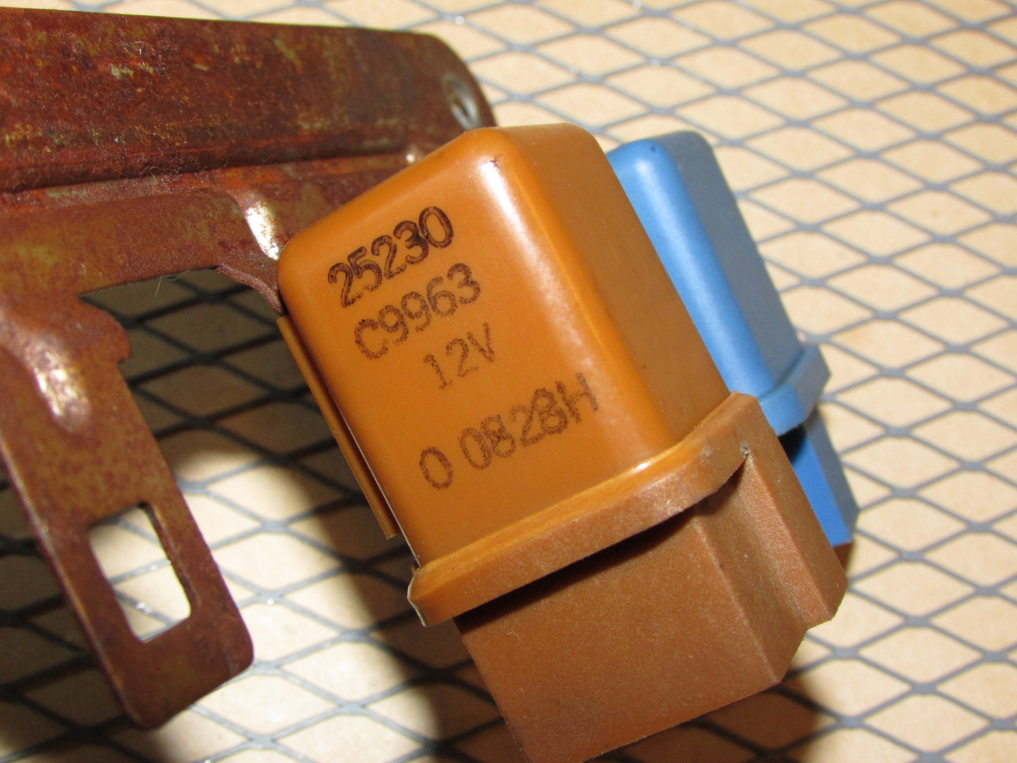 90 91 92 93 94 95 96 Nissan 300zx OEM Relay 25230 C9963 & 25230 C9980