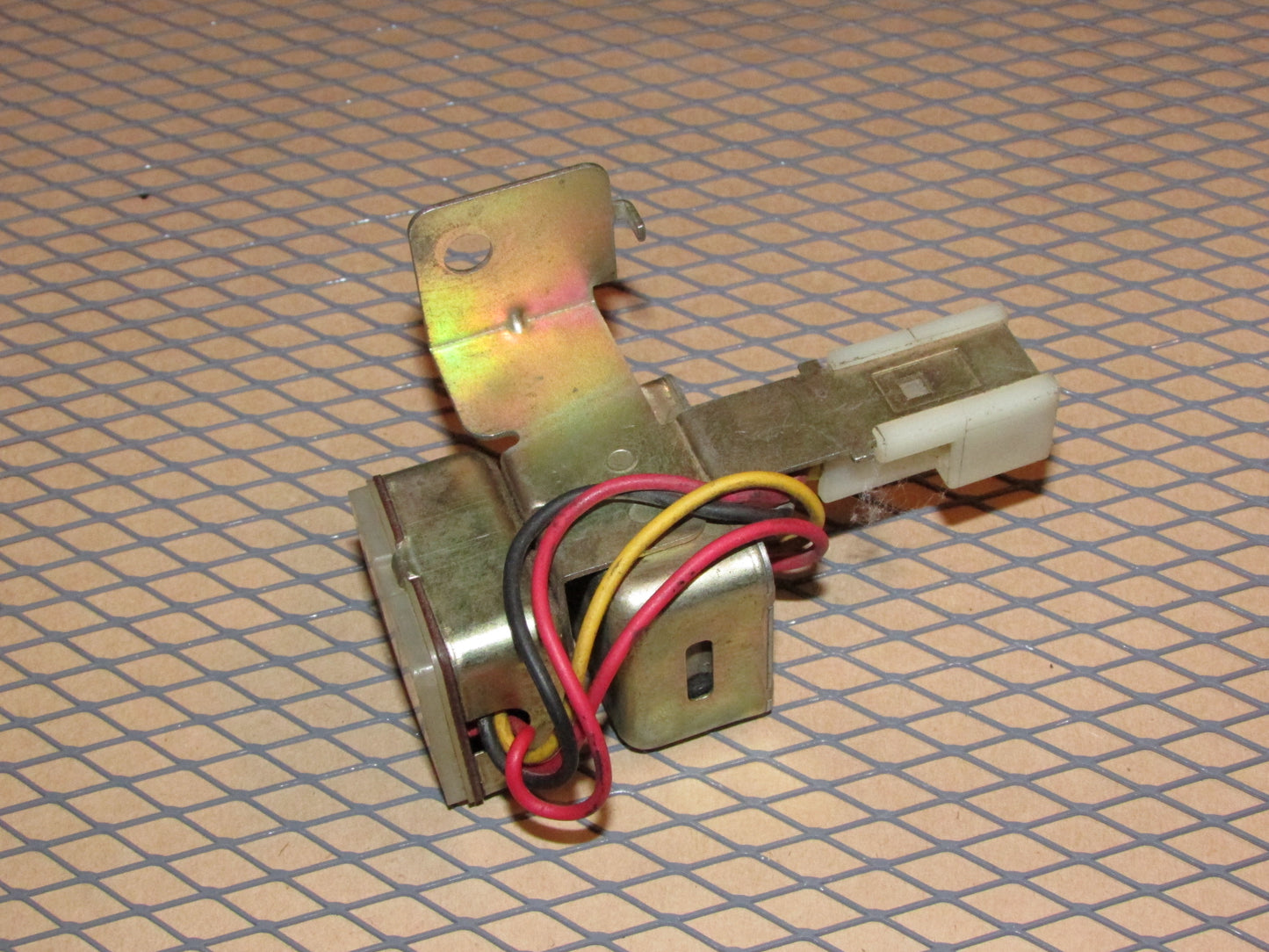 82 83 Datsun 280zx OEM Model-CB & Model-AR Relay