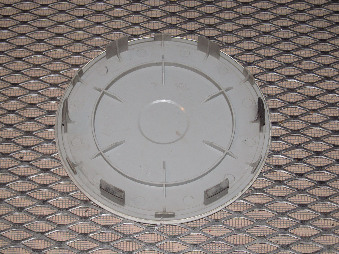 87 88 89 Nissan 300zx OEM Wheel Center Cap