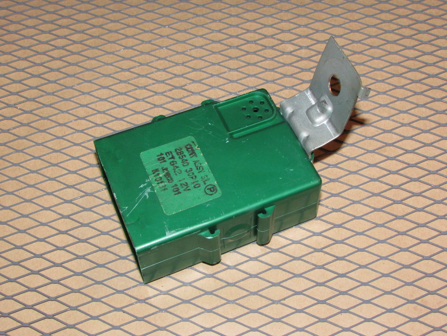 90 91 92 93 94 95 96 Nissan 300zx OEM Cont Assy S/L Module Relay 28540 30P10