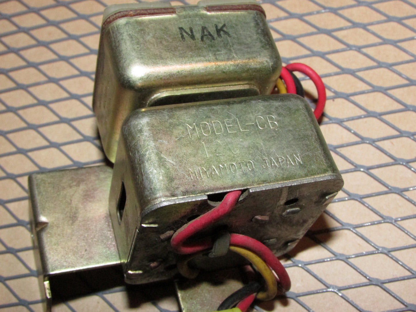 82 83 Datsun 280zx OEM Model-CB & Model-AR Relay