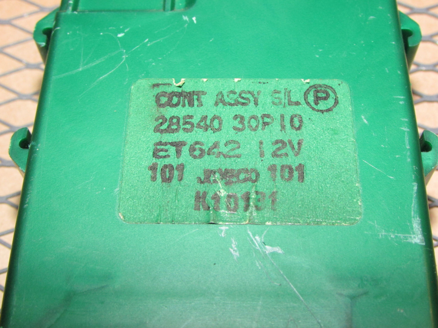 90 91 92 93 94 95 96 Nissan 300zx OEM Cont Assy S/L Module Relay 28540 30P10