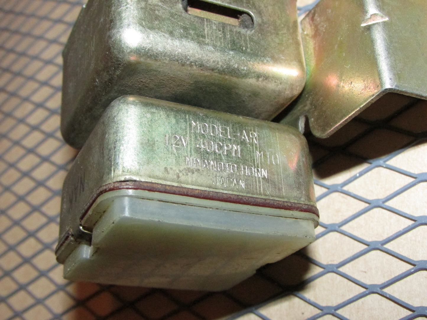 82 83 Datsun 280zx OEM Model-CB & Model-AR Relay