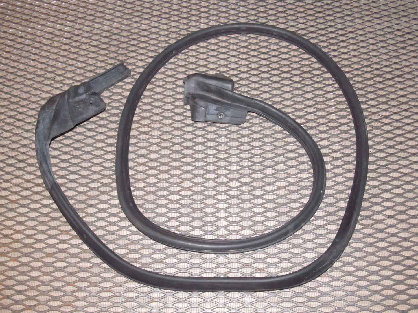 85 86 Toyota MR2 OEM Door Weather Stripping Rubber Seal - Right