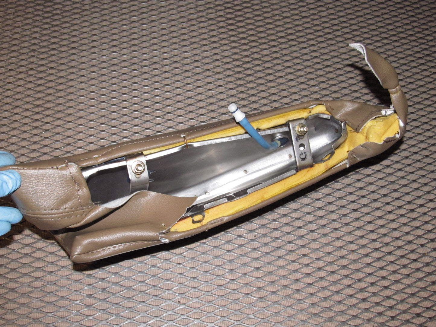 87 88 89 Nissan 300zx OEM Seat Lumbar Air Pouch Housing - Right