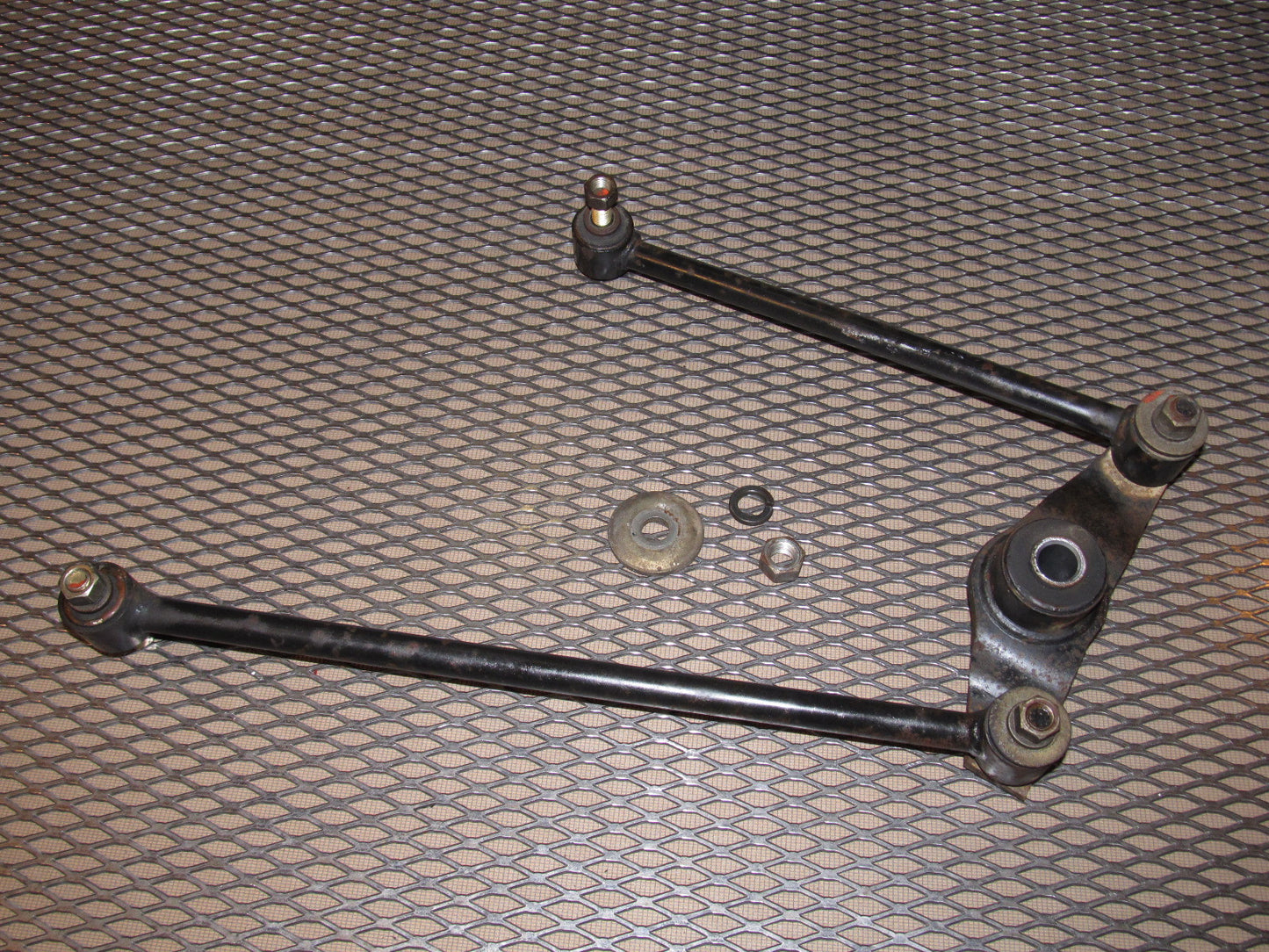 84 85 Mazda RX7 OEM Differential Watt Link Assembly