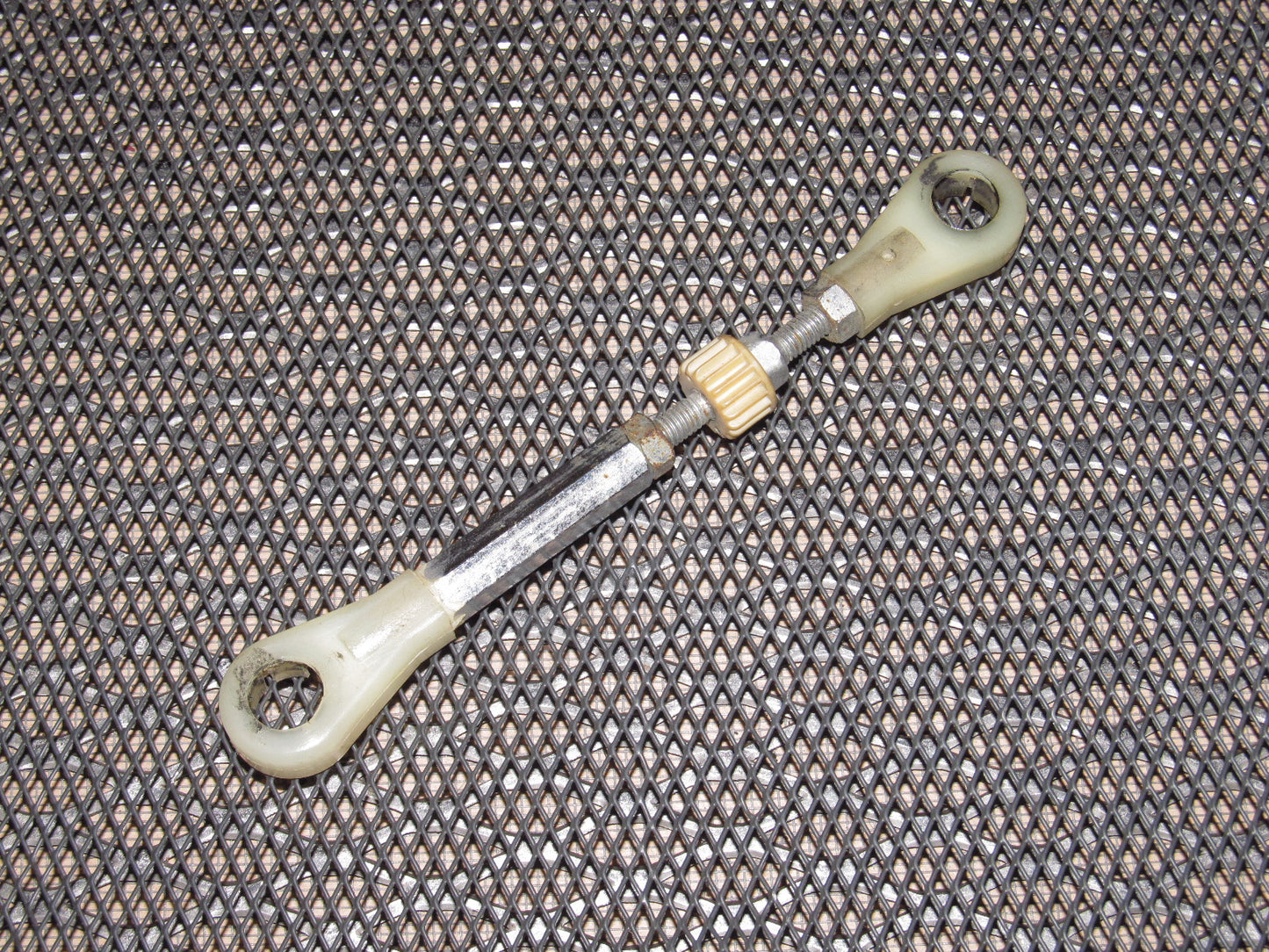 87 88 89 Nissan 300zx OEM Headlight Linkage Rod