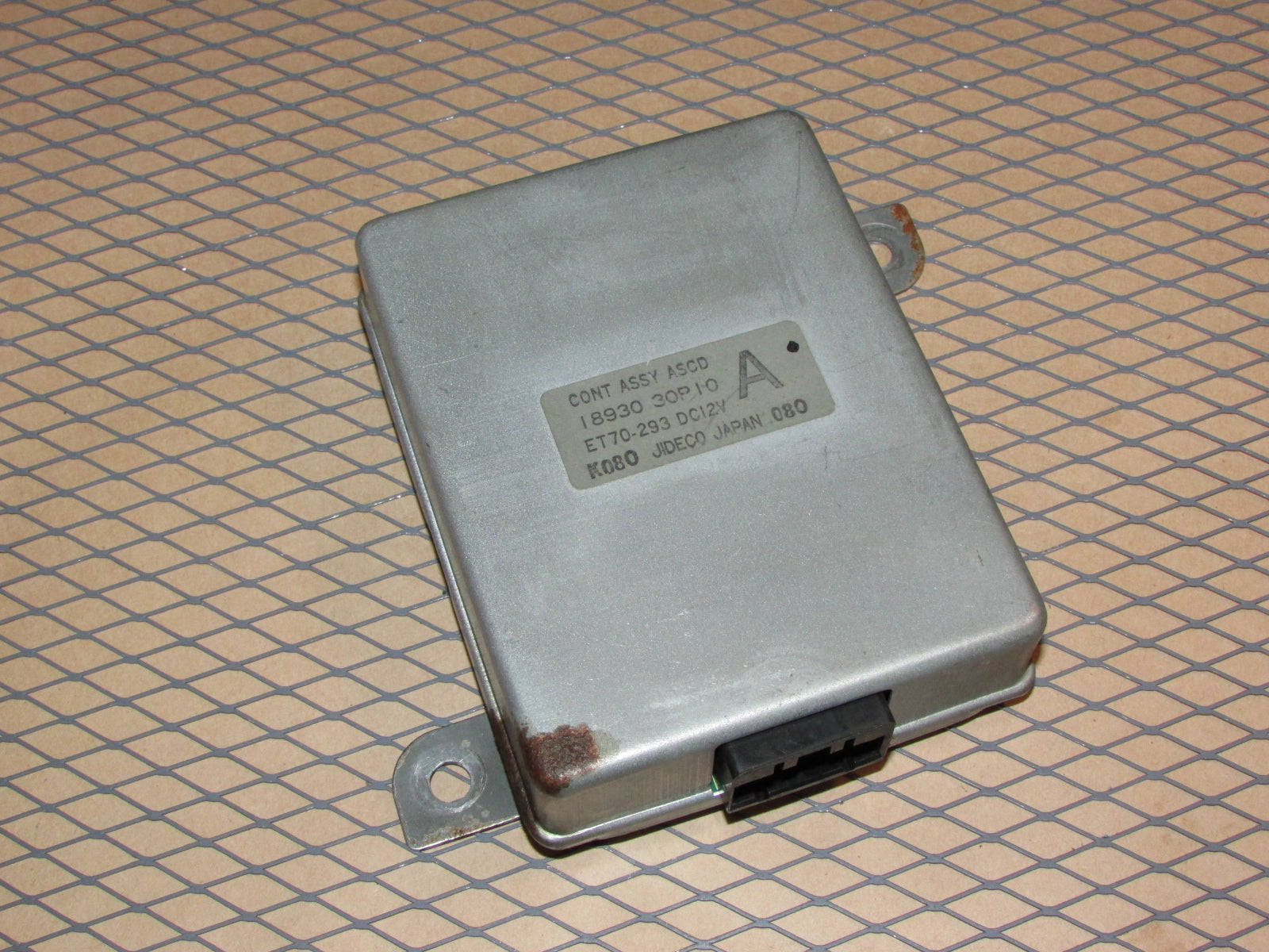 91 92 92 93 94 95 96 Nissan 300zx OEM Cont Assy ASCD Module 18930