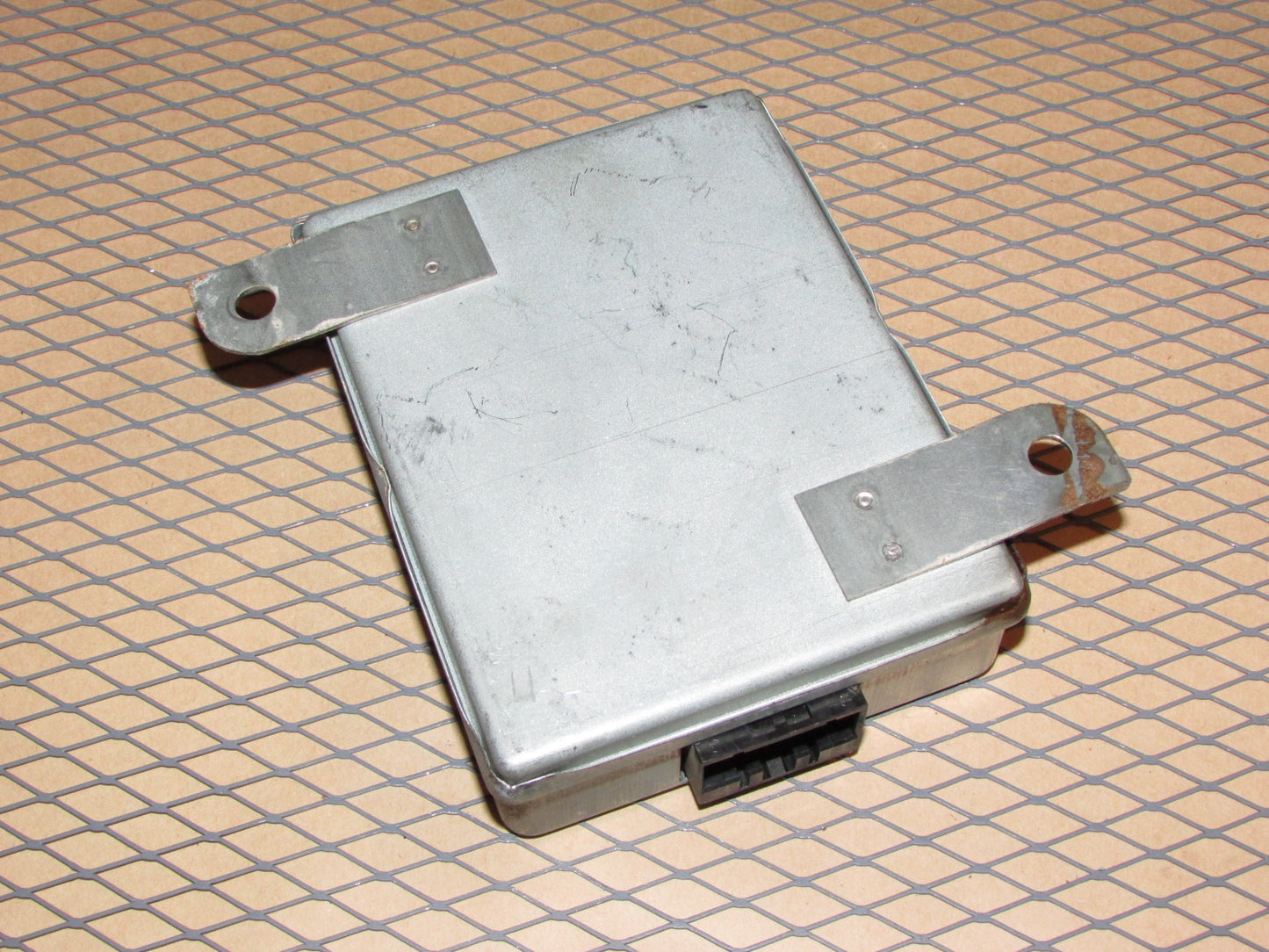 91 92 92 93 94 95 96 Nissan 300zx OEM Cont Assy ASCD Module 18930 30P10