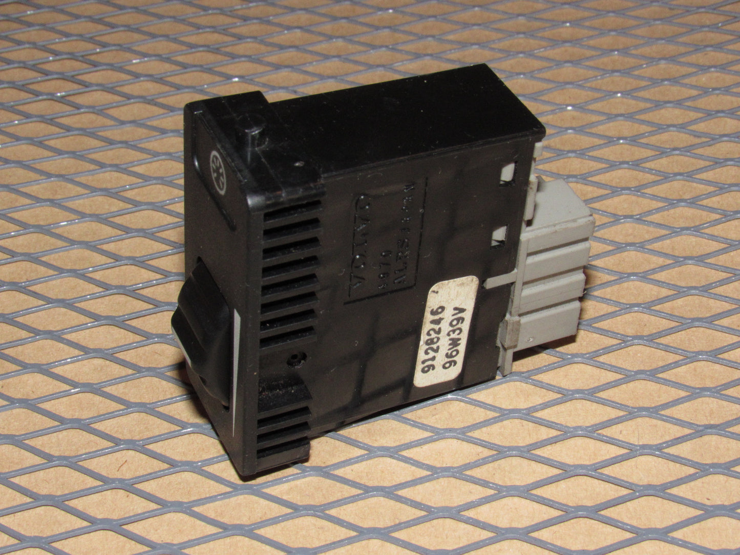 97 98 Volvo V90 OEM Dash Light illumination Dimmer Switch