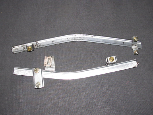 95 96 97 98 99 Mitsubishi Eclipse OEM Window Guide - Right