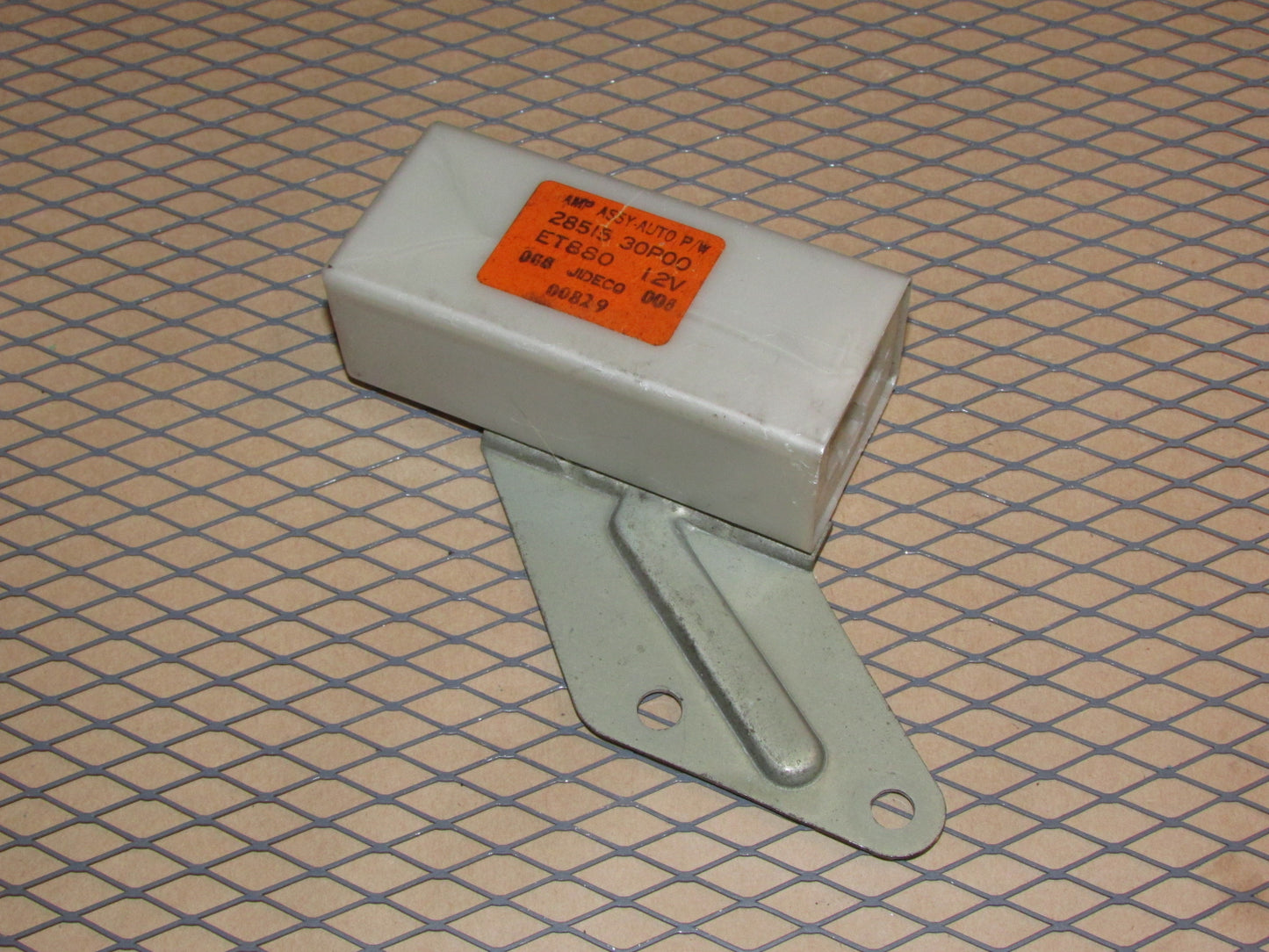 90 91 92 93 94 95 96 Nissan 300zx OEM Amp Assy Auto P/W 28515 30P00