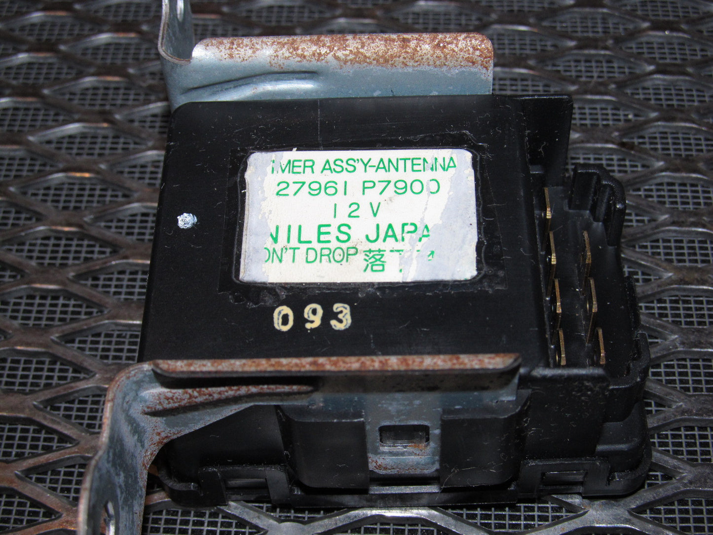 81 82 83 Datsun 280zx OEM Timer Antenna Relay - 27961 P7900