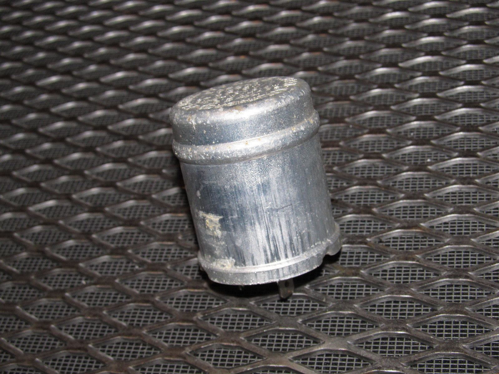 81 82 83 Datsun 280zx OEM Flasher Relay - SF201