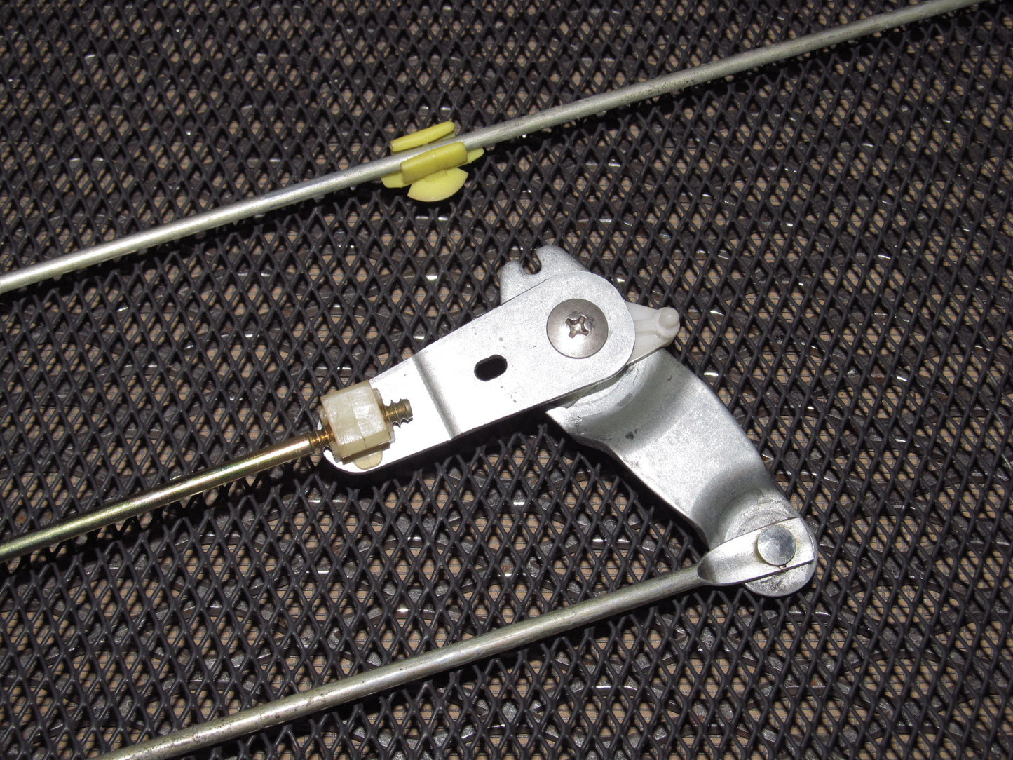 91-95 Toyota MR2 OEM Door Handle Latch Linkage Rod - Left