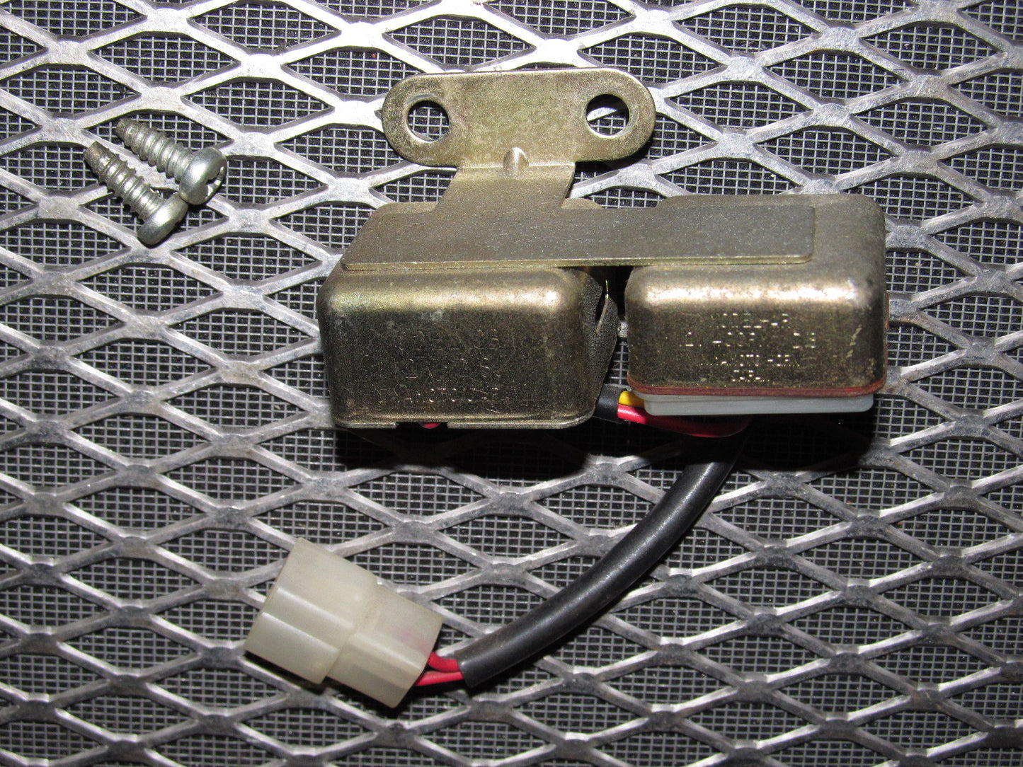 79 80 81 Datsun 280zx OEM Relay - Model-AR Model-CB
