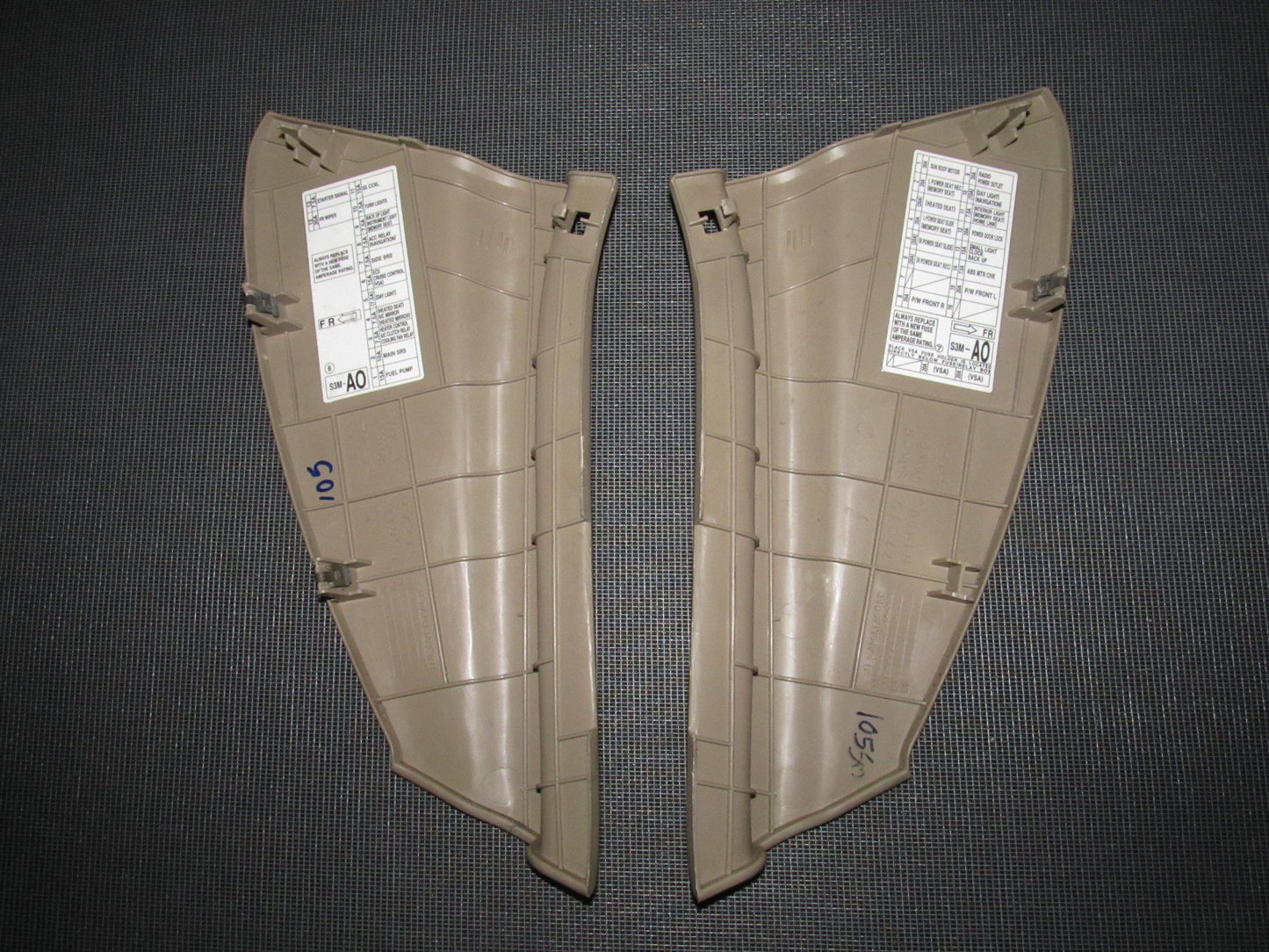 01 02 03 Acura CL OEM Dash Fuse Box Cover