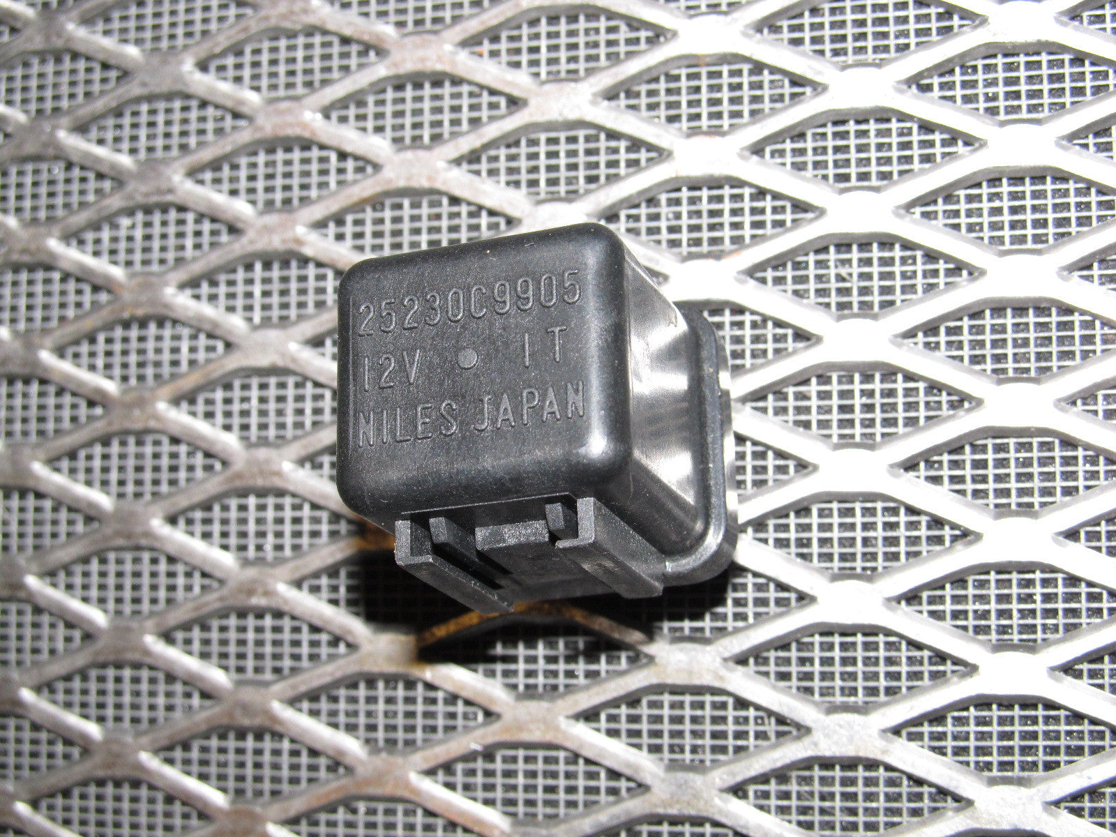 81 82 83 Datsun 280zx OEM Relay - 25230C9905