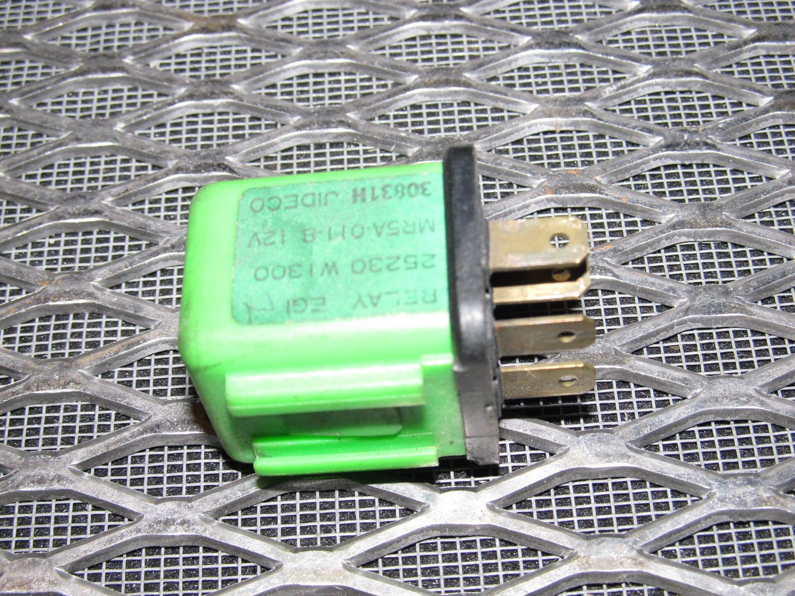 81 82 83 Datsun 280zx OEM EGi Relay 25230 W1300