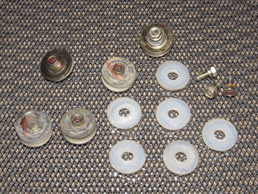 91-95 Toyota MR2 OEM Window Glass Mounting Hardware - Left