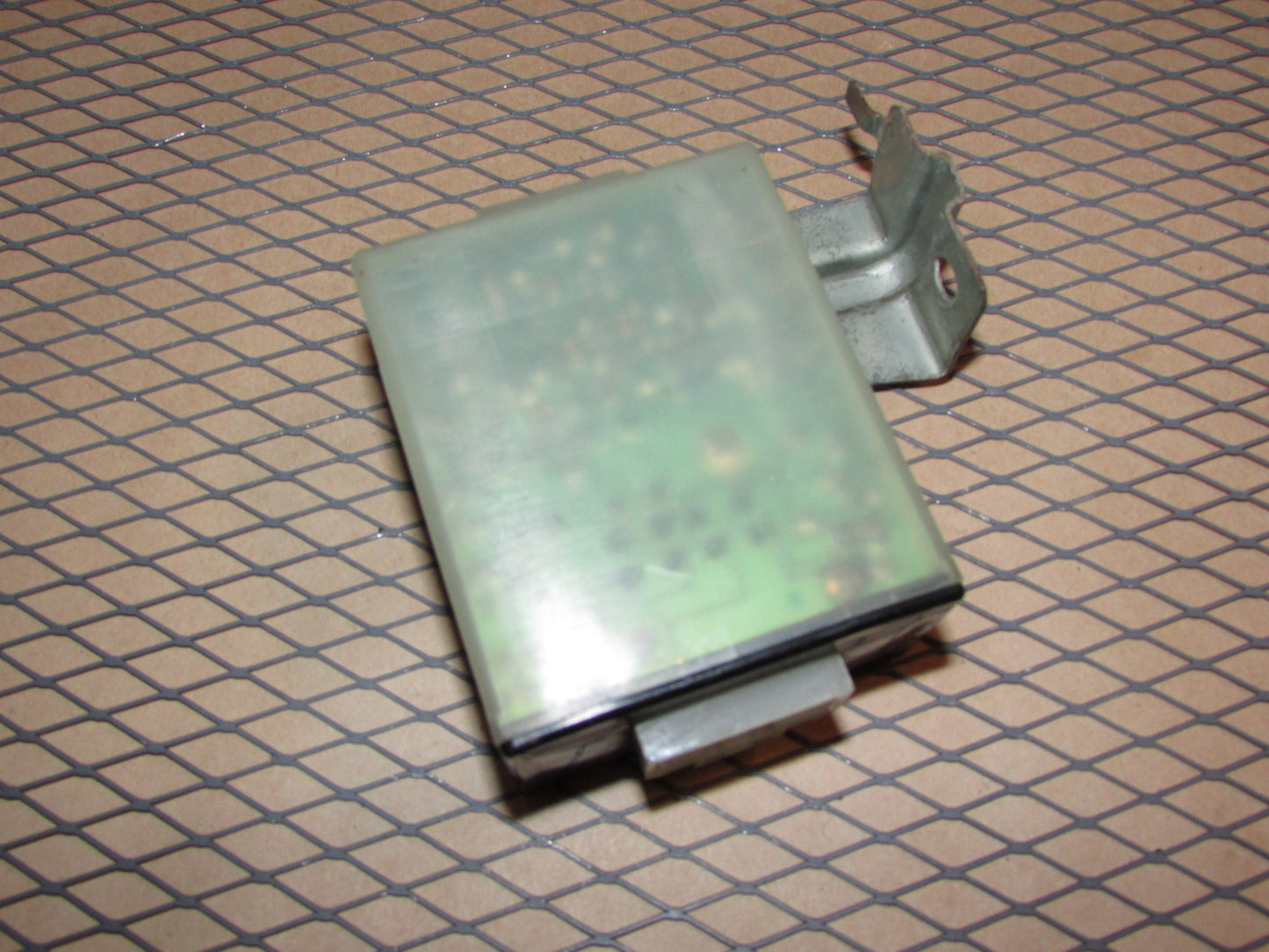 90 91 92 93 94 95 96 Nissan 300zx OEM Power Antenna Relay Module
