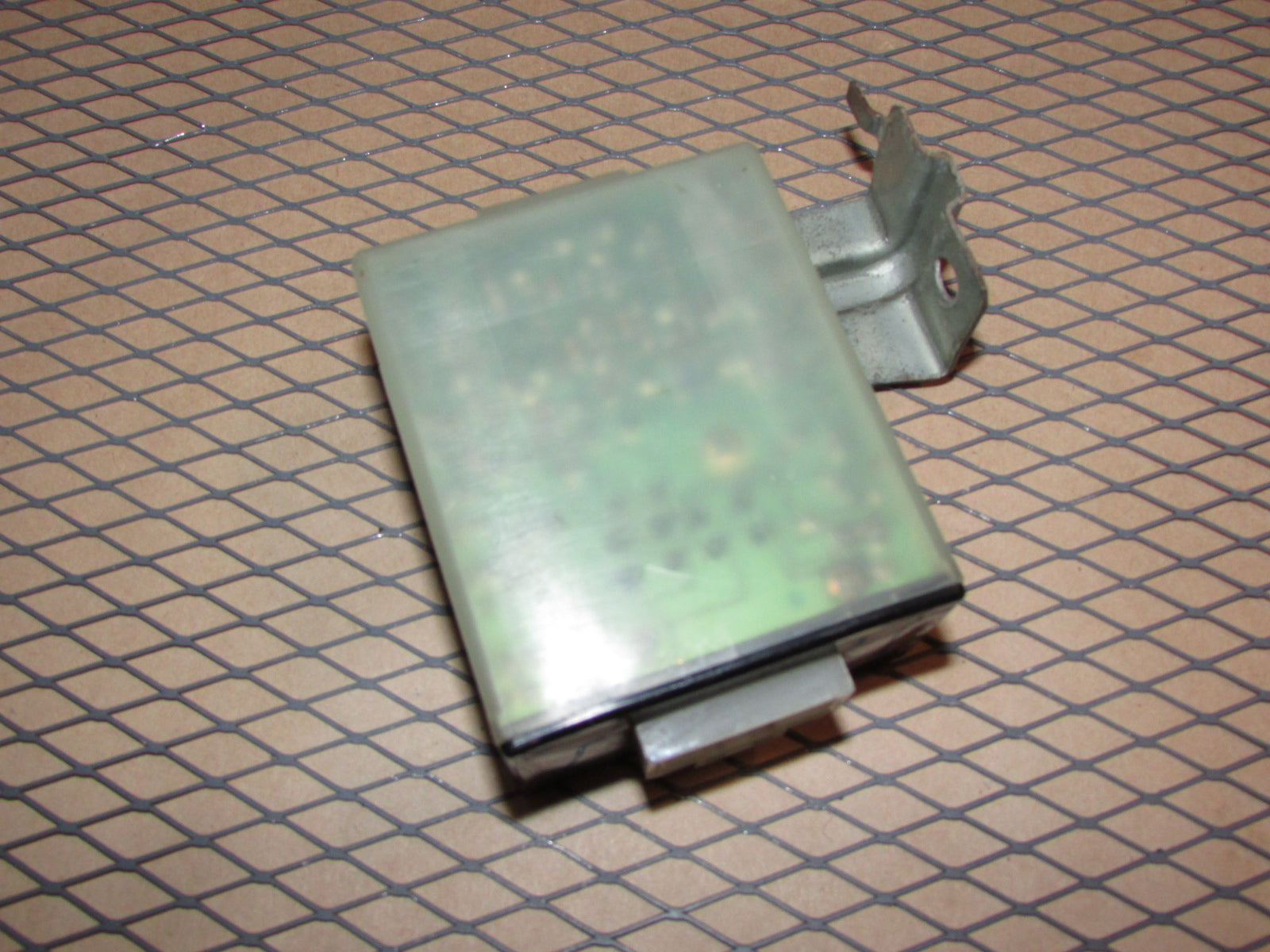 90 91 92 93 94 95 96 Nissan 300zx OEM Power Antenna Relay Module